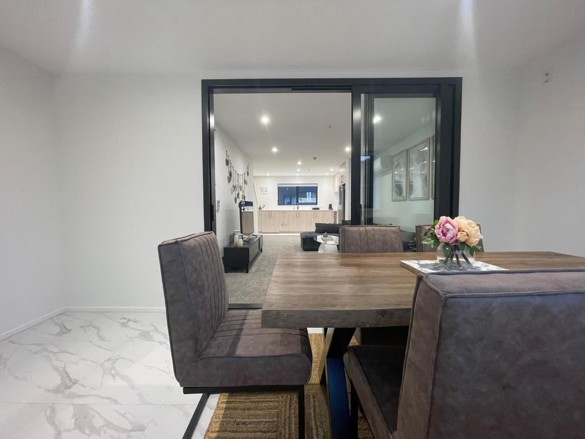 Luxury Cbd 2 Bed Near Riverside Market Free Parking! Крайстчърч Екстериор снимка